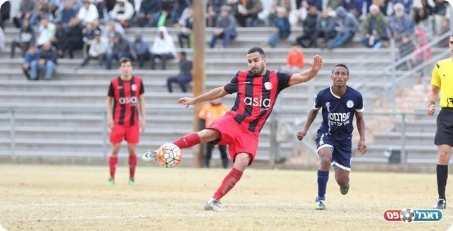 כובש השער הרביעי. אסי גומה (וואסים מוואסי)